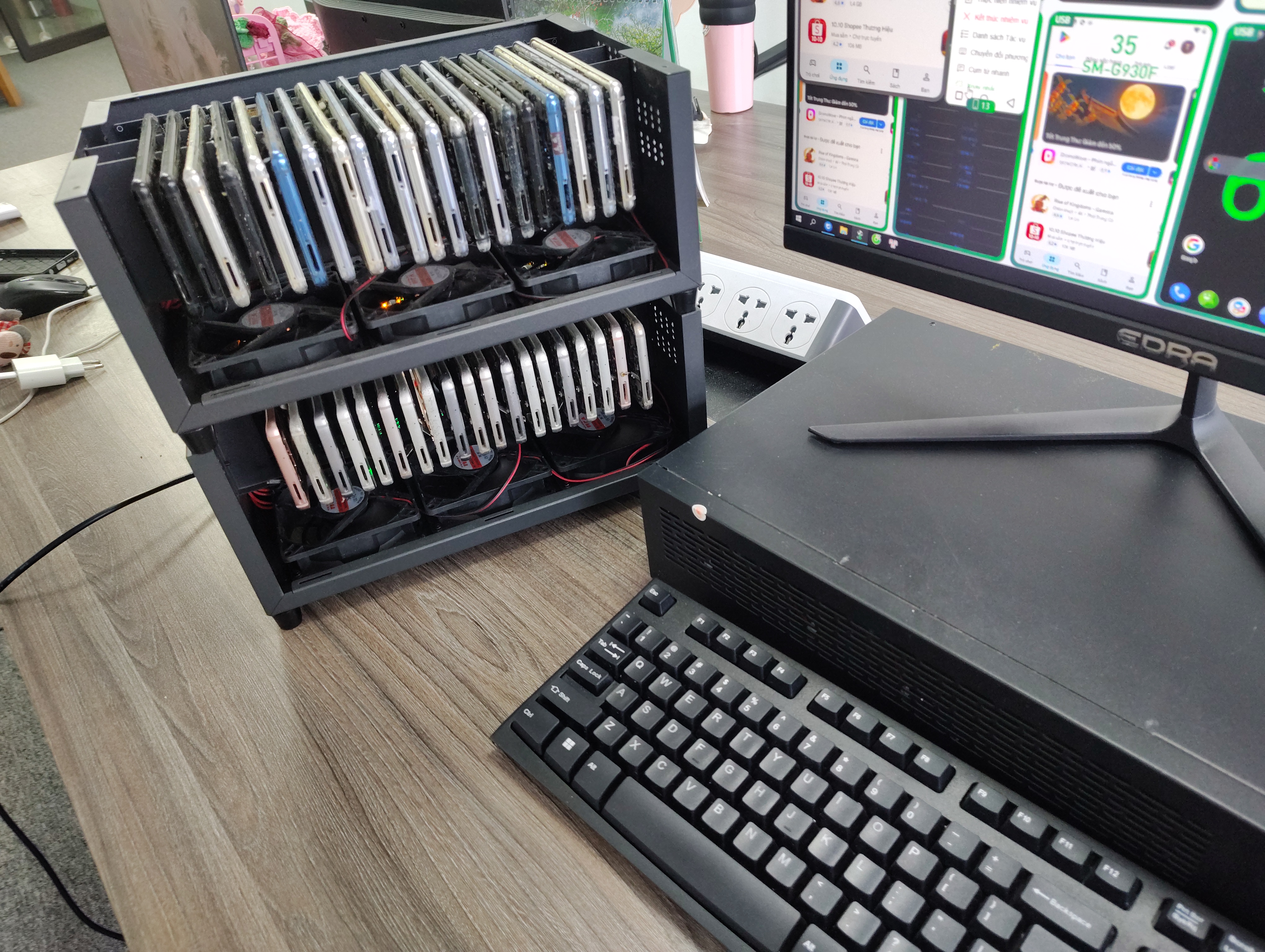 Lắp Đặt Box Phone Farm Tại Đường Nguyễn Văn Cừ – Long Biên